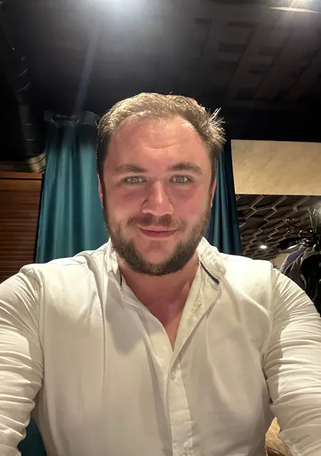 Я Мишка, 31 років з Миколаєва, шукаю знайомства на одну ніч