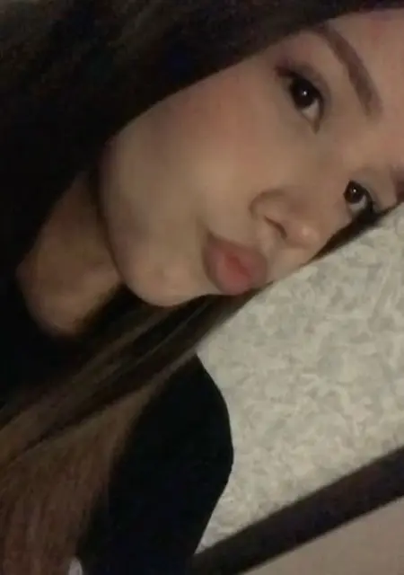 Я Карина, 20, из Алматы, ищу знакомство для общения