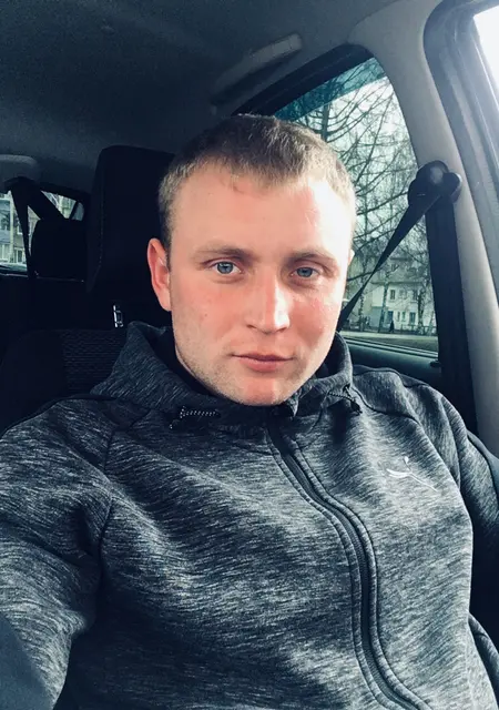 Kirill из Франкфурта-на-майне, мне 29, познакомлюсь для вирта