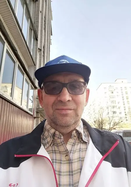 Олександр Базюченк з Фастів, шукаю на сайті постійні стосунки