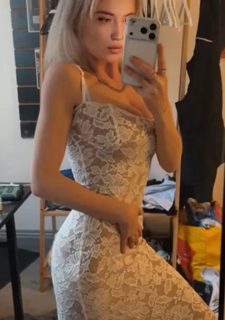 I'm Bestyouget, 24, looking to meet for one-night stand in Southampton