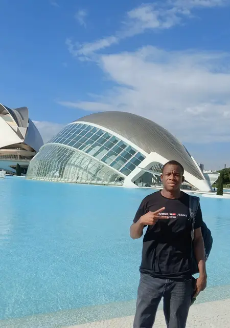 Soy Bourama, 22 años, conociéndome para lío de una noche en Madrid