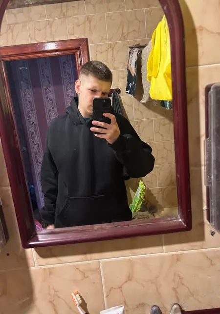 Даниил из Орши, мне 24, познакомлюсь для приятного времяпровождения