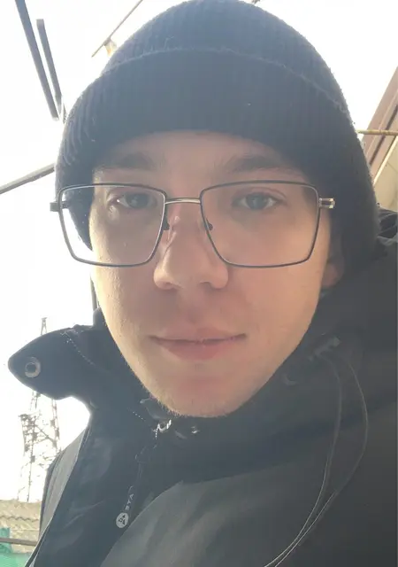 Саня Банан из Измаила, ищу на сайте знакомства на одну ночь