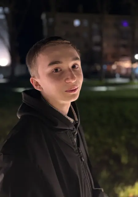 Слава из Луганска, ищу на сайте знакомства на одну ночь