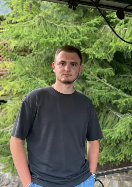 Володя з Львова, шукаю на сайті знайомства без зобов'язань