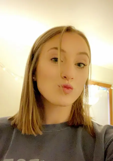 Oliwia из Гдыни, мне 21, познакомлюсь для вирта