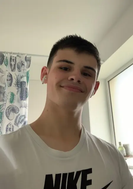 Я Mtt, 27, знакомлюсь для общения в Кламар