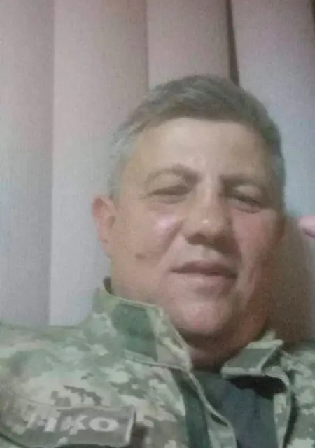 Геннадій из Тернополя, ищу на сайте знакомства на одну ночь