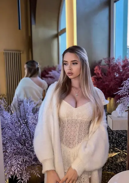 Я Светлана, 25, знакомлюсь без обязательств в Марганце