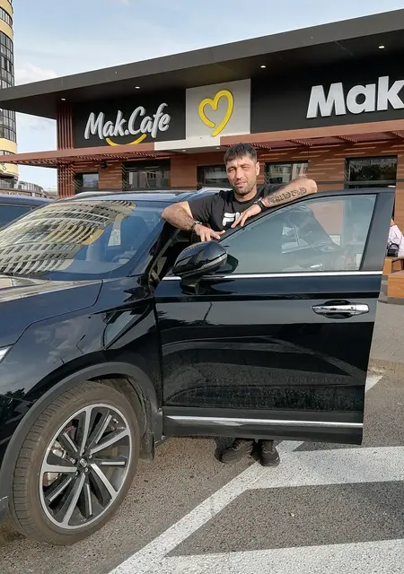 Я Евгений, 40, знакомлюсь для постоянных отношений в Минске