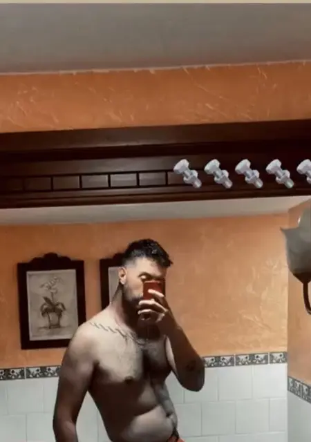 Jesús de Ciudad Real, tengo 28 años, listo para conocer para relación abierta