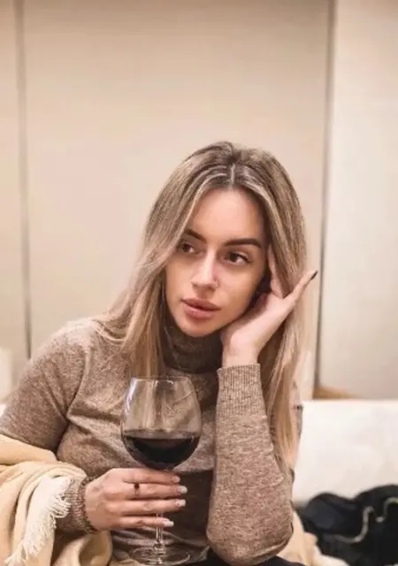 Я Саша, 28 років, знайомлюсь без зобов'язань у Ірпінь