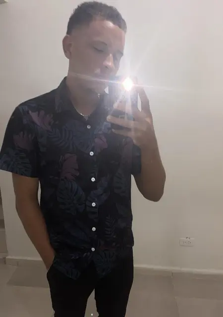 Я Francisco, 20, из Санто-доминго, ищу знакомство для открытые отношения