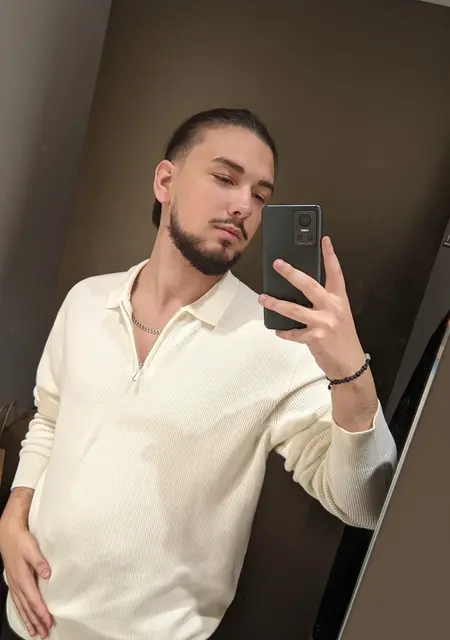 Danylo з Львова, мені 20 років, познайомлюсь без зобов'язань