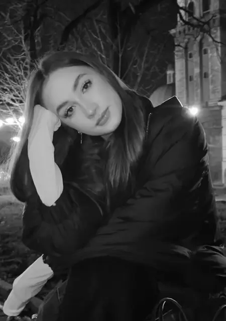Елизавета из Варшавы, мне 22, познакомлюсь для вирта