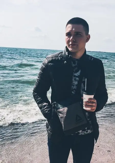 Олександр из Покровского, ищу на сайте знакомства на одну ночь