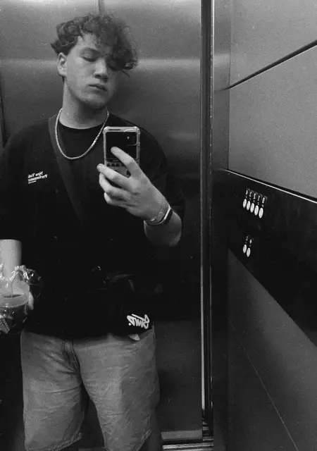 Javi de Torredembarra, busco en el sitio relación sin ataduras