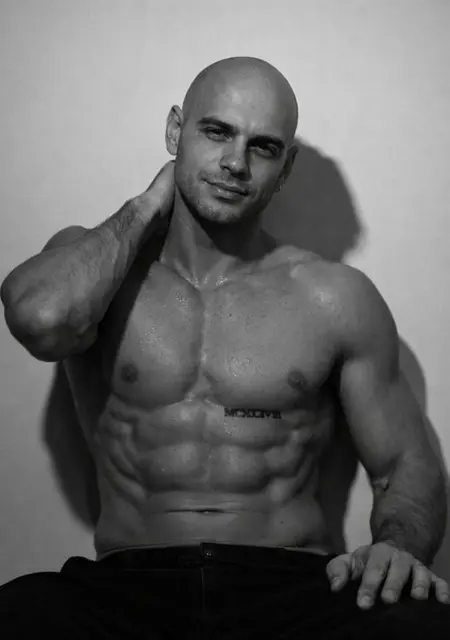 Юрий з Кривого Рогу, мені 30 років, познайомлюсь без зобов'язань