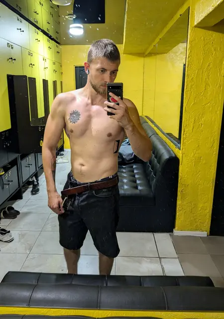 Я Олег, 29, знакомлюсь без обязательств в Одессе