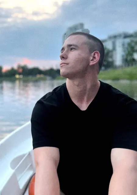 Я Никита, 21, знакомлюсь без обязательств в Харькове