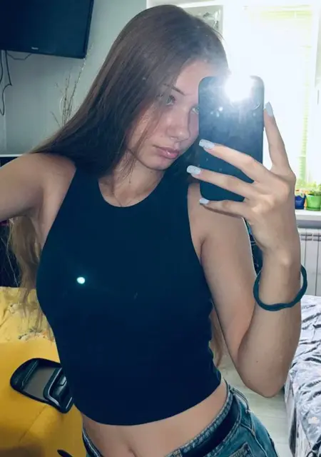 Камила з Києва, мені 20 років, познайомлюсь без зобов'язань