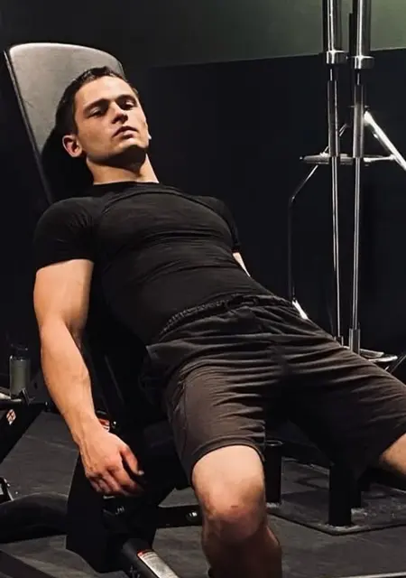 Я Леша, 32, из Шостки, ищу знакомства на одну ночь