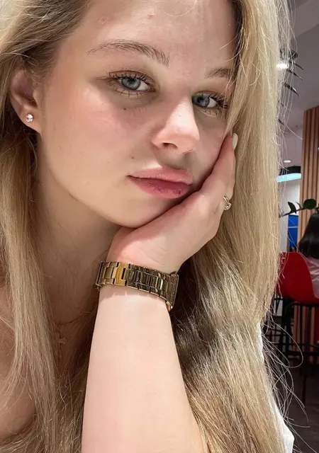 Полина из Харлема, мне 22, познакомлюсь для вирта