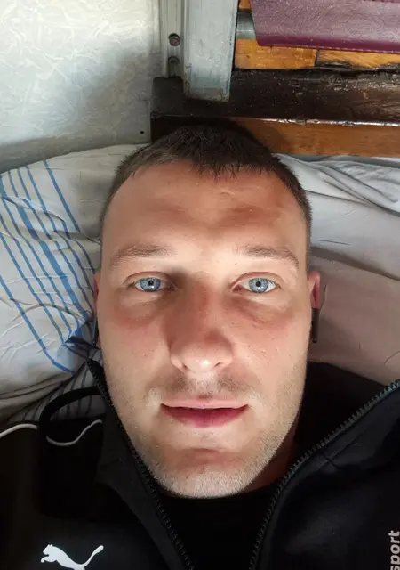 Дмитрий из Краснограда, мне 31, познакомлюсь без обязательств