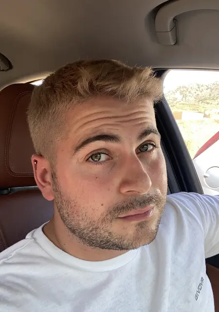 Flavio из Палермо, мне 29, познакомлюсь для приятного времяпровождения