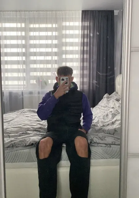 Кирилл из Новогрудка, ищу на сайте знакомства без обязательств