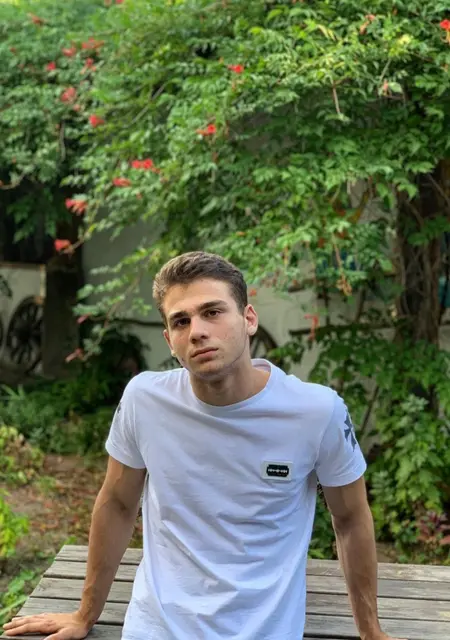 Я Igor, 26, из Стрыя, ищу знакомство для приятного времяпровождения