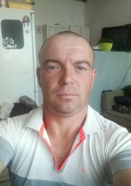 Я Руслан, 43 років, знайомлюсь без зобов'язань у Одесі