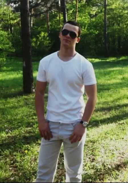 Максим из Кропивницкого, ищу на сайте знакомства на одну ночь