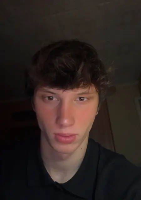 Генрих из Амстердама, мне 18, познакомлюсь на одну ночь