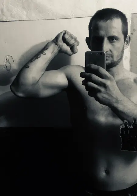 Dima из Черкасс, мне 27, познакомлюсь для постоянных отношений