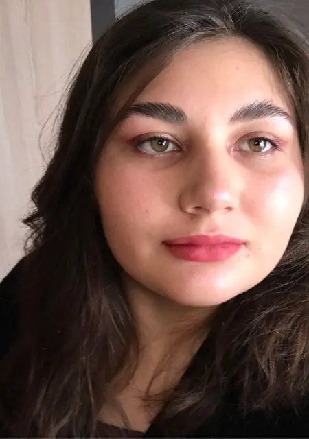 Софія з Коломия, шукаю на сайті вірт