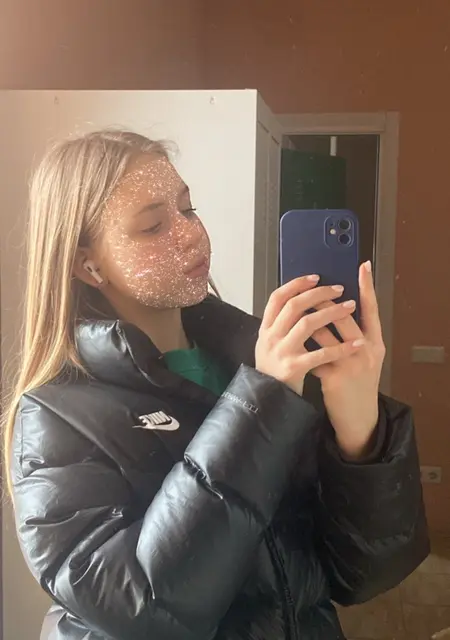 Я Margoshhka, 20 років з Харкова, шукаю знайомство для постійних стосунків