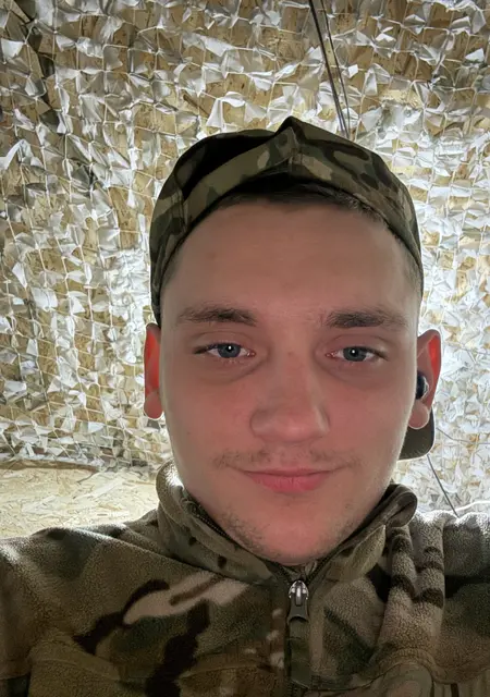 Максим з Новопскова, мені 25 років, познайомлюсь без зобов'язань