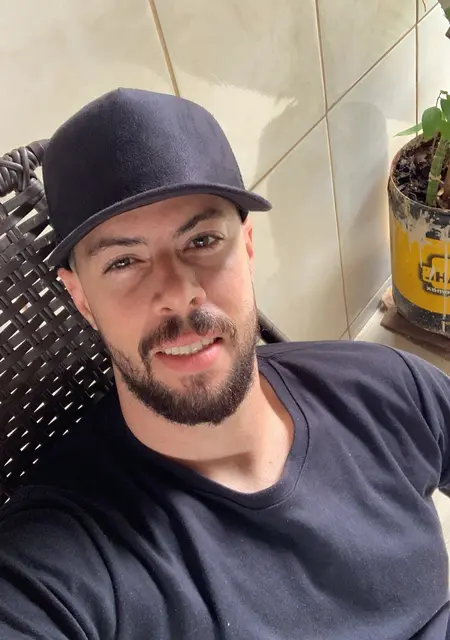 Я Rodrigo, 30, из Вотупоранга, ищу знакомства без обязательств