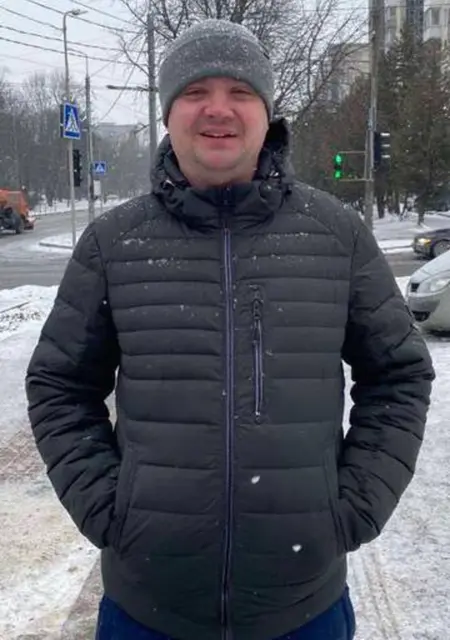 Я Вова Гончаров, 40 років з Тернополя, шукаю знайомство для постійних стосунків