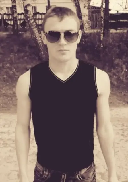 Я Андрей, 37, из Глухівших, ищу знакомства без обязательств