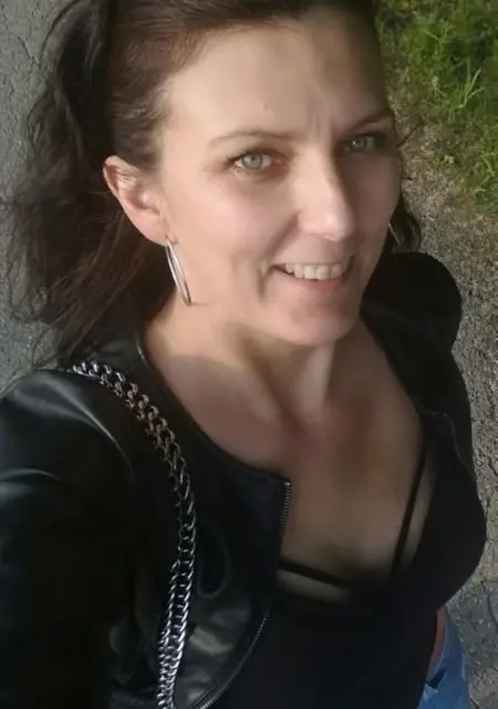 Я Aleksandra, 44, знакомлюсь в Варшаве