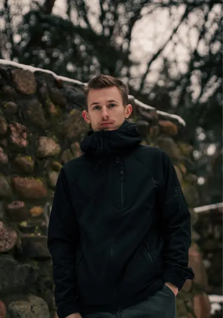 Эдуард из Барановичей, мне 23, познакомлюсь на одну ночь