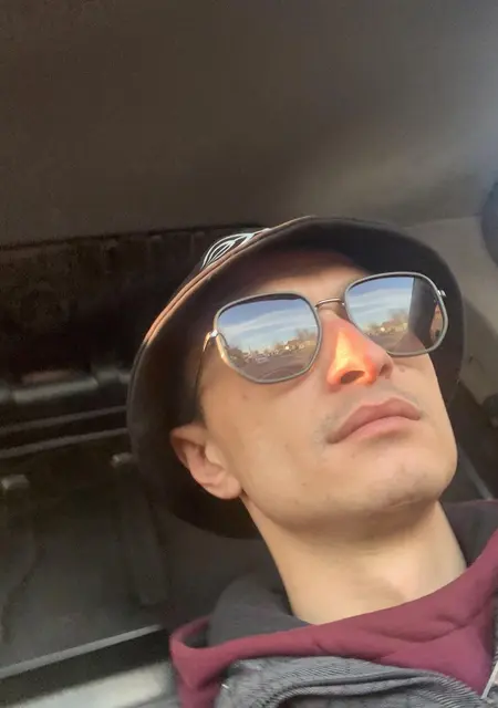 Nikolas из Черновцов, мне 34, познакомлюсь на одну ночь