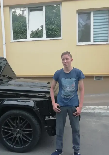 Я Богдан, 22, знакомлюсь без обязательств в Херсоне