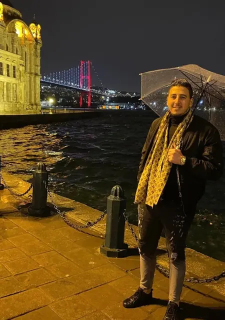 Yahya из Цюриха, ищу на сайте общение