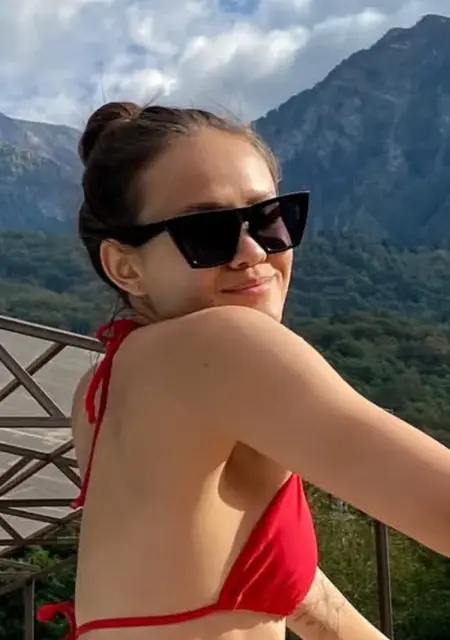 Катюша из Парижа, ищу на сайте знакомства на одну ночь