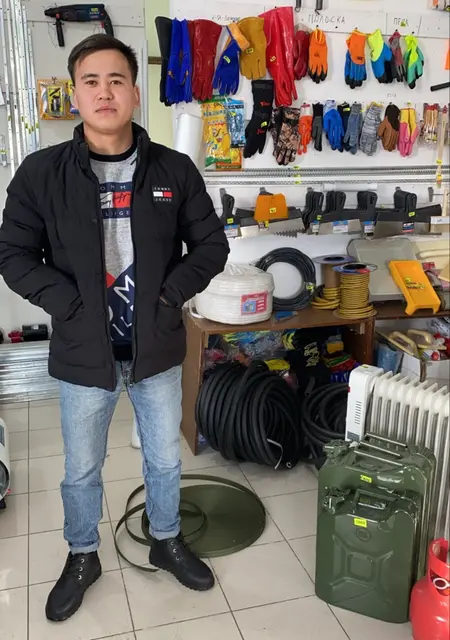 Я Бек, 27, из Караганды, ищу знакомство для совместных путешествий