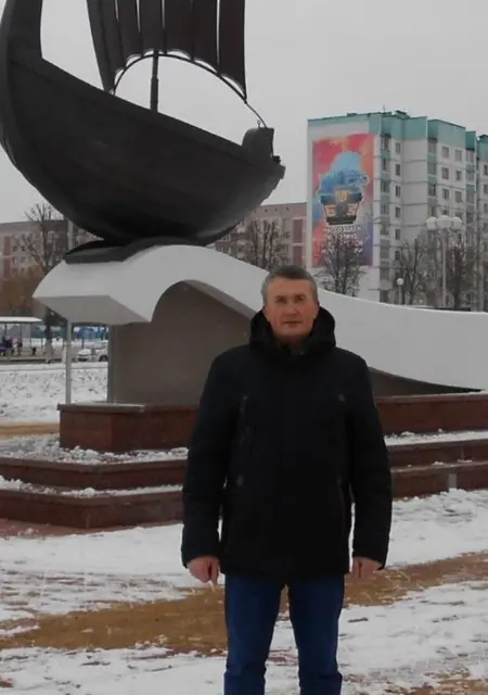 Я Александр, 58, из Могилёва, ищу знакомство для дружбы